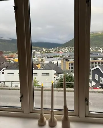Flott I Sentrum Semesterbostad
