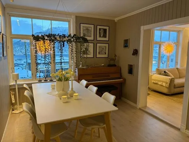 Flott I Sentrum Vakantiehuis